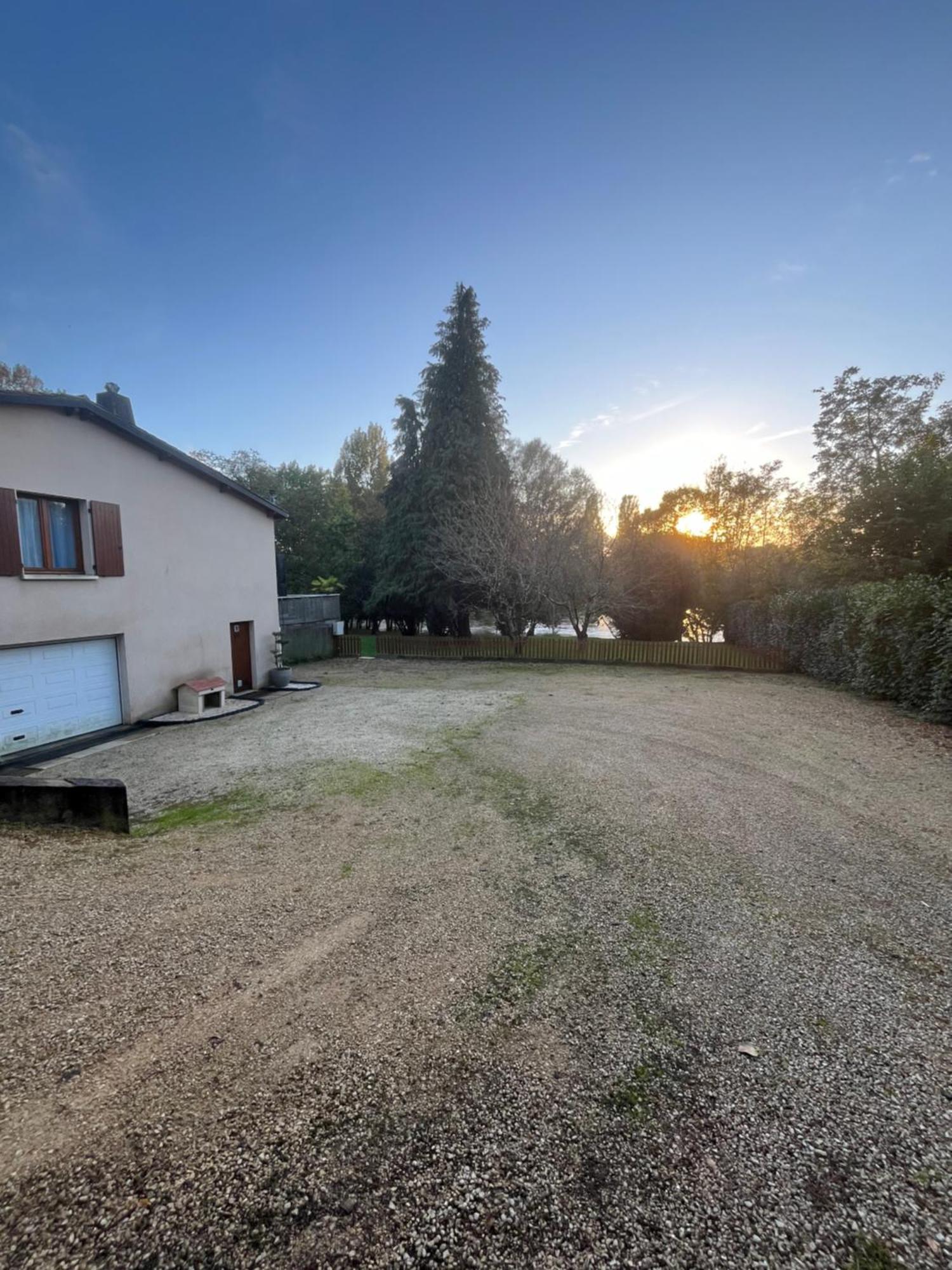 Logement Paisible En Bord De Vienne Bonneuil-Matours Exteriér fotografie